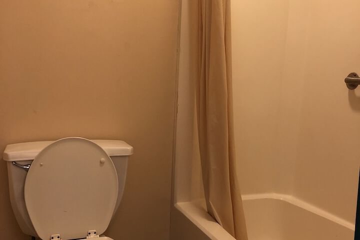 Room 12 of 13
