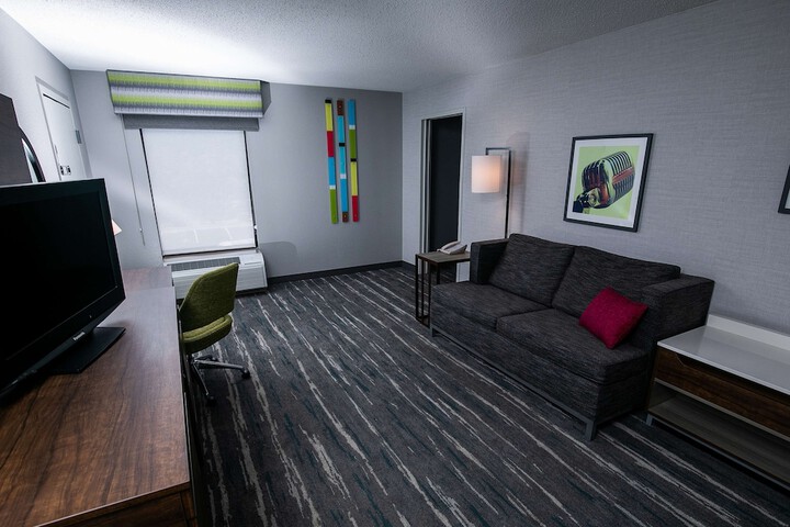 Room 23 of 41