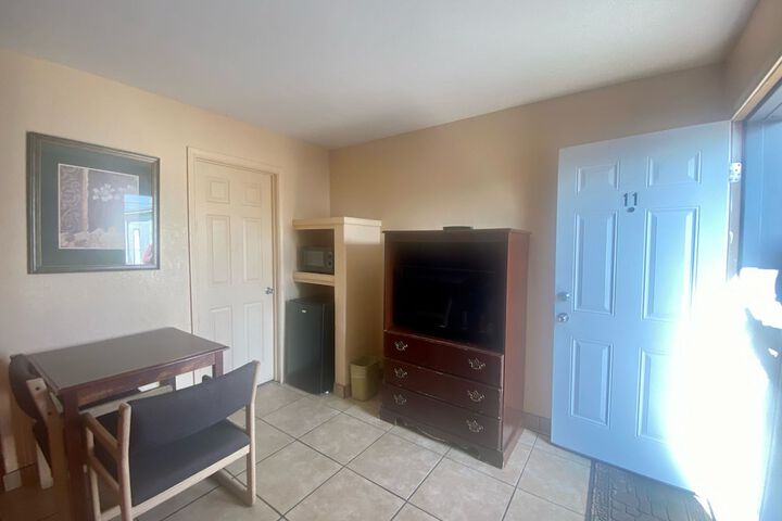 Room 20 of 21