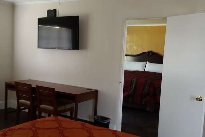 Room 38 of 47