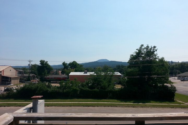 The Crow Peak Lodge