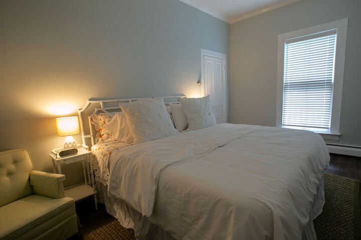 Room 9 of 17
