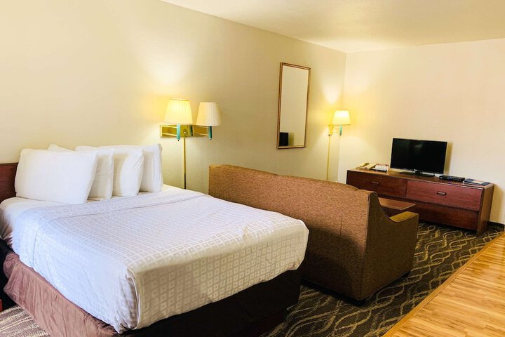 Room 16 of 44