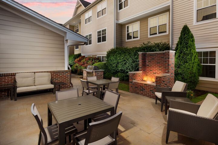 Terrace/Patio 24 of 25