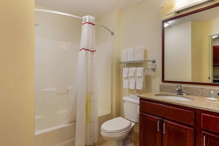 Room 33 of 57