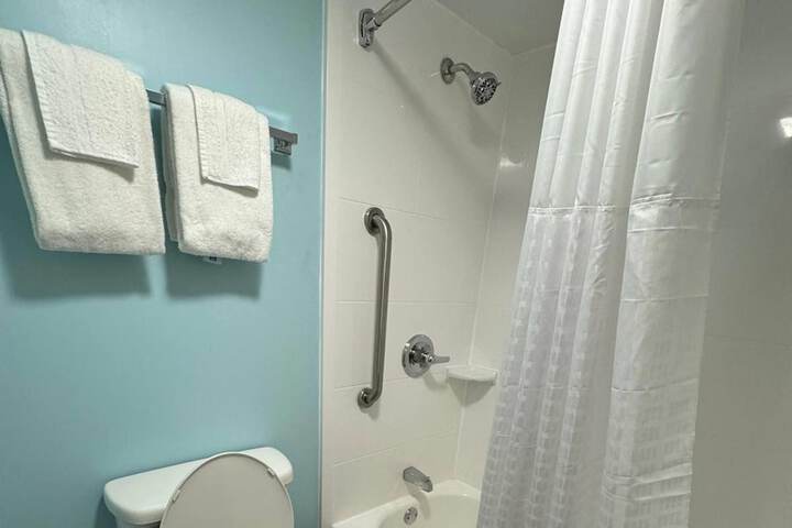 Days Inn by Wyndham Goldsboro