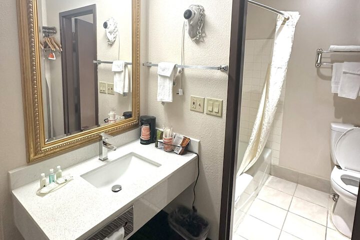 Room 113 of 163
