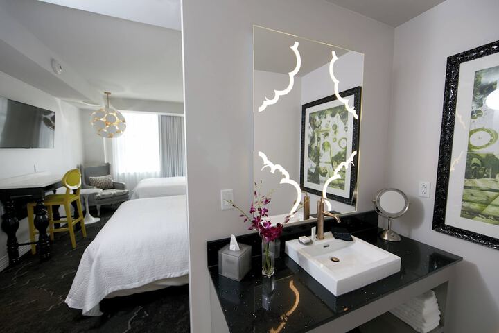 Elyton Hotel Autograph Collection by Marriott