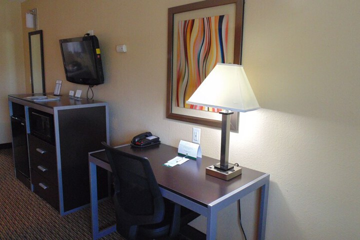 Quality Inn Glenpool - Tulsa
