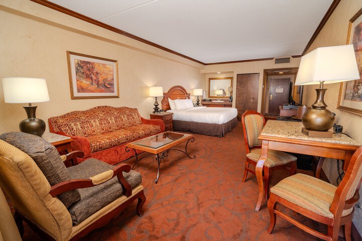 Chateau on the Lake Resort Spa and Convention Center