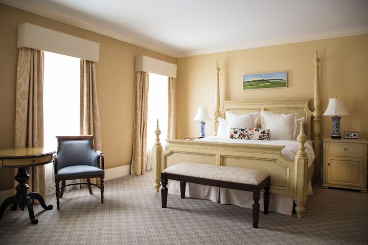 Room 13 of 35