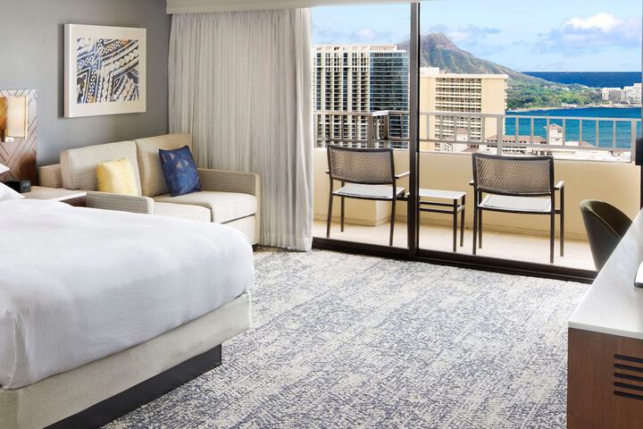 Hilton Hawaiian Village Waikiki Beach Resort