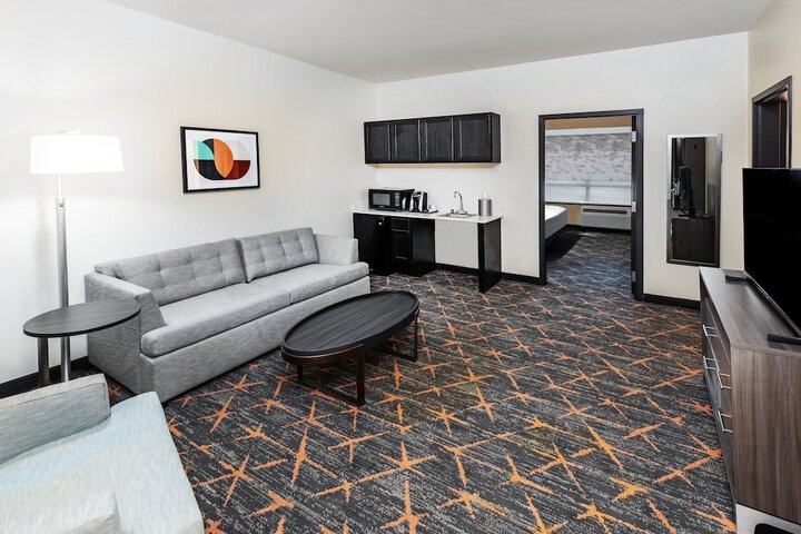 Room 22 of 39