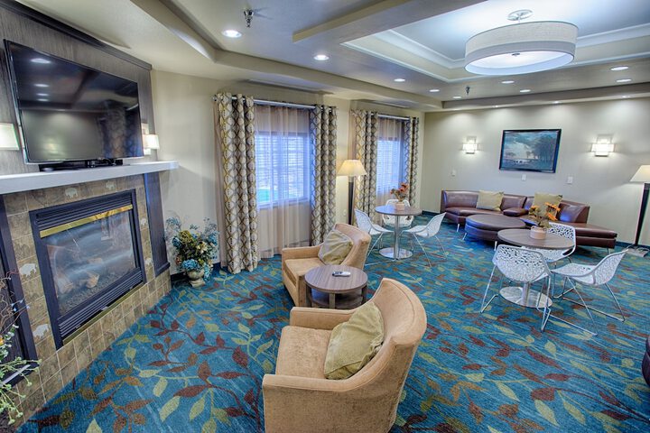 Hotel 6 of 74