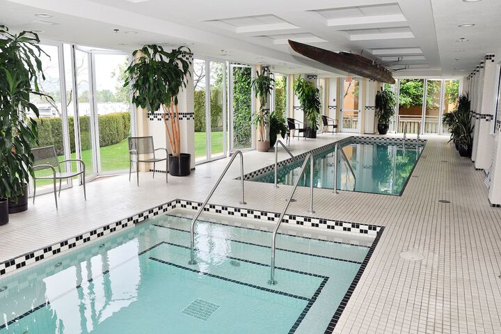 Pool 11 of 75
