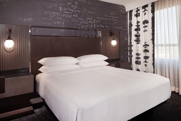Room 19 of 72
