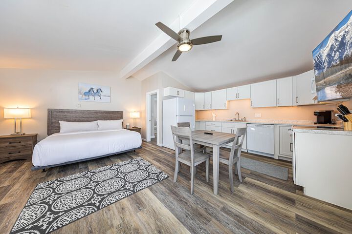 Room 12 of 40