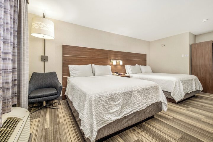 Room 307 of 348