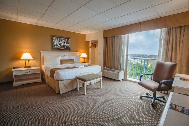 Room 47 of 75