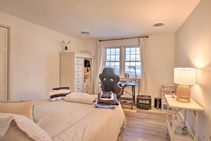 Finger Lakes Vacation Rental w / Hot Tub & Pool