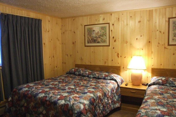 Dreamland Motel
