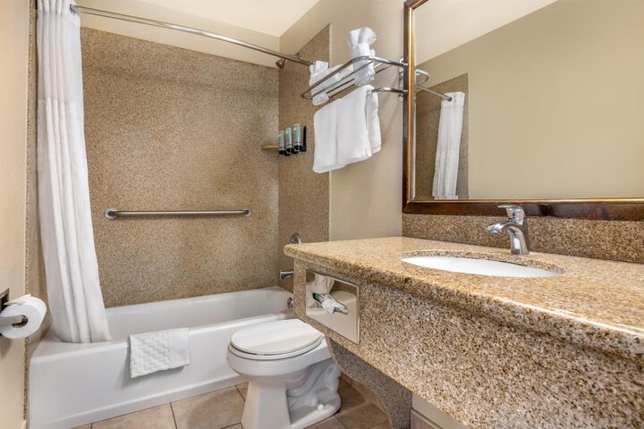 Best Western Tradewinds