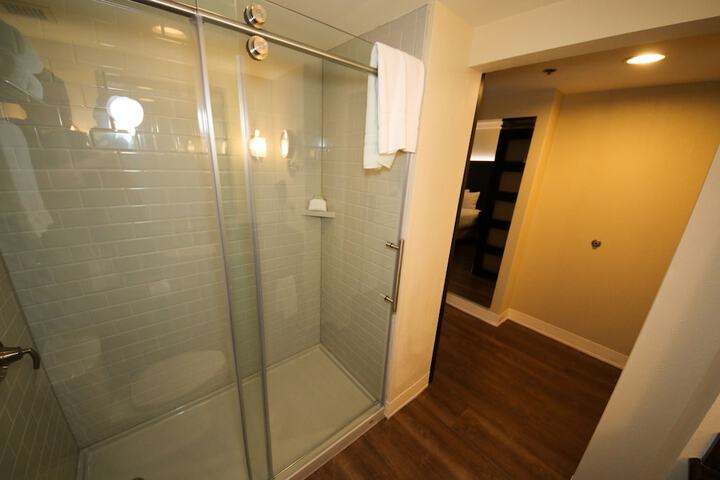 Room 15 of 67