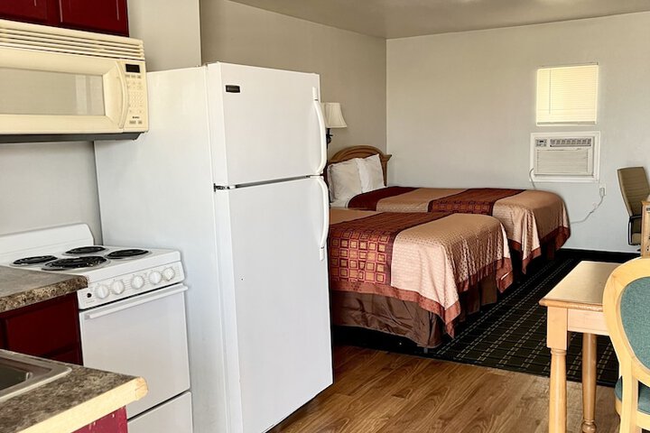 Room 12 of 12