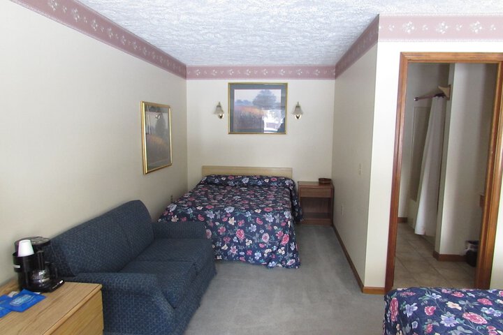Room 54 of 95