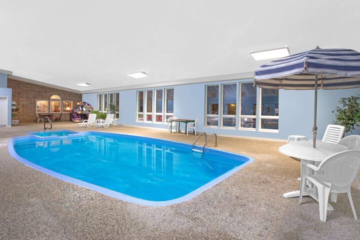 Pool 3 of 40