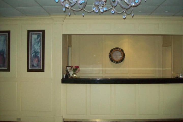Hotel Interior 10 of 32