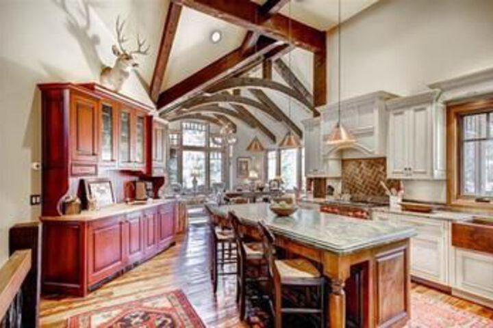 Moose Lodge Highlands Area by Pinnacle Lodging