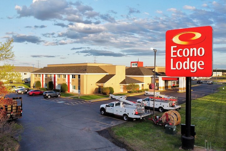 Econo Lodge Wausau - Rothschild