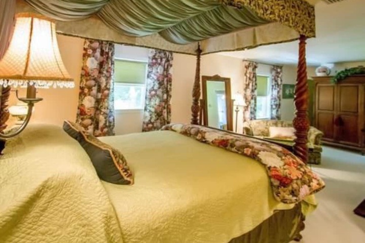 Room 21 of 59