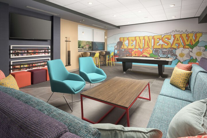 Room 13 of 27