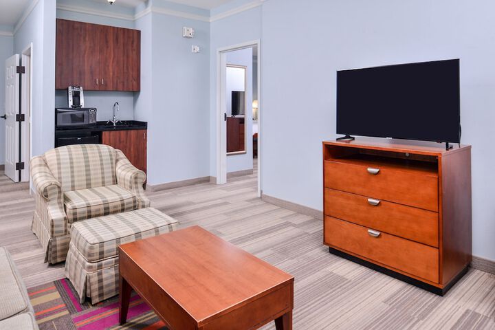 Room 40 of 73