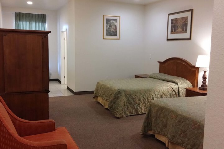 Room 30 of 47