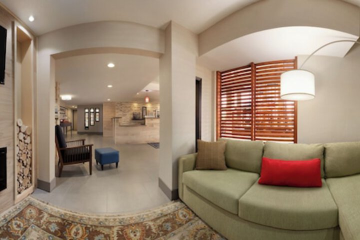 Hotel Interior 6 of 32