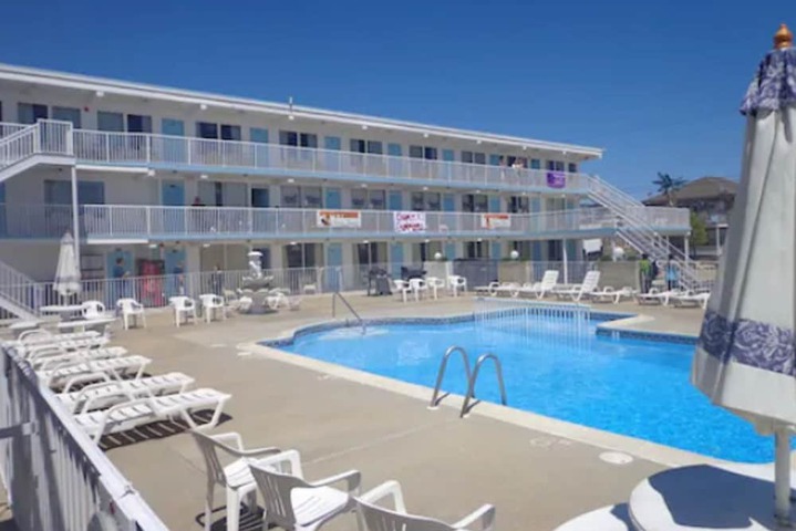 Pool 7 of 22