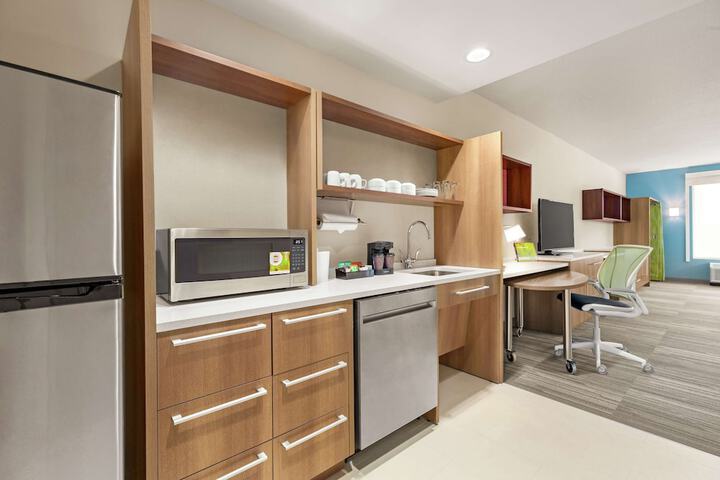 Room 25 of 37