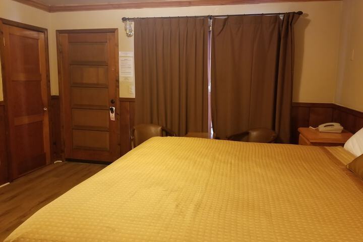 Room 86 of 137