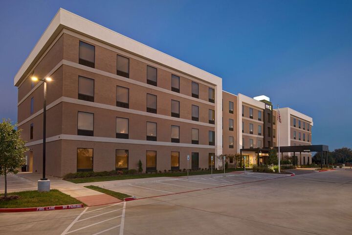 Hotel 3 of 50