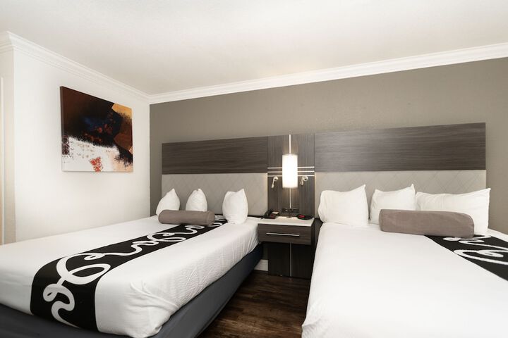 Room 18 of 30
