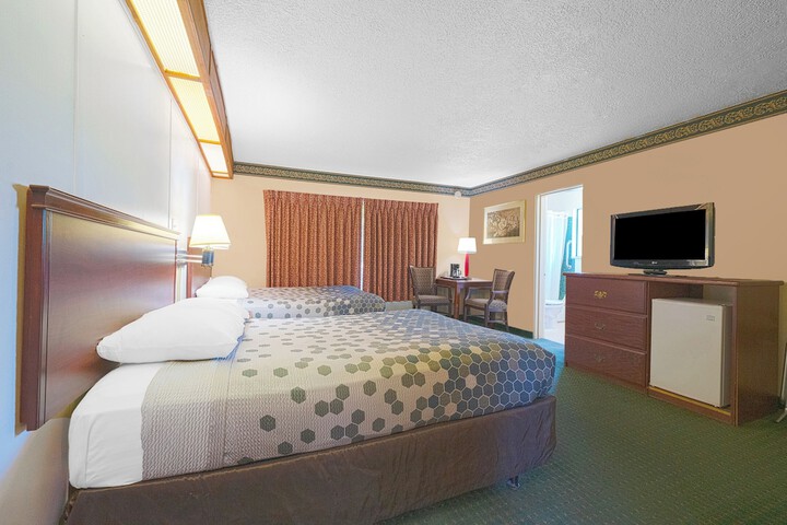 Room 18 of 40