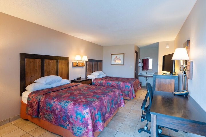 Lebo Inn