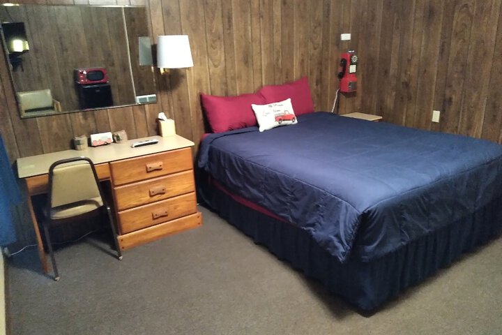Room 8 of 21