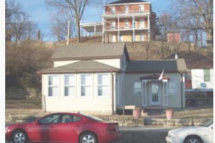 Jeni Js Gifts and Guest Houses