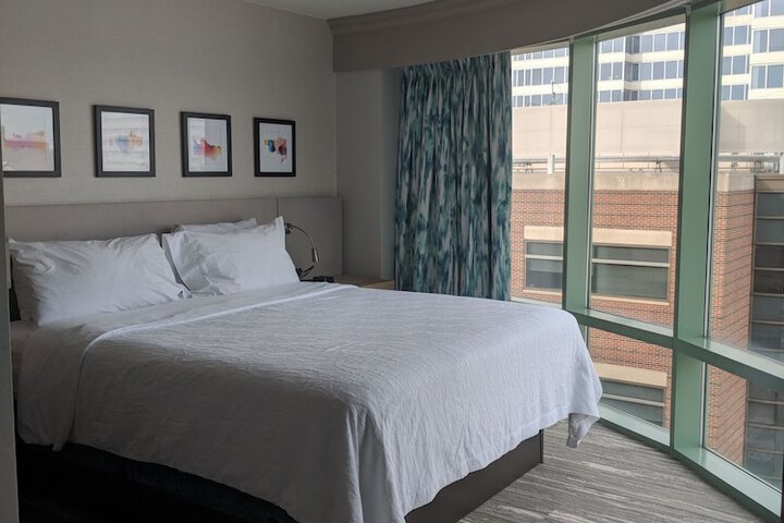 Room 26 of 79