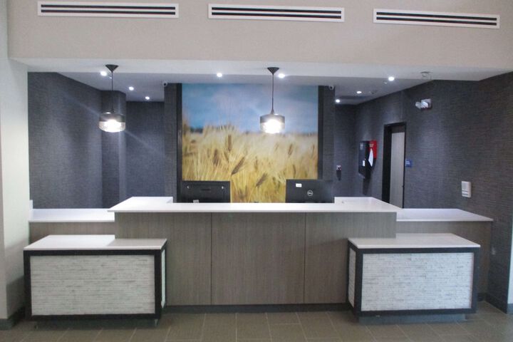 Hotel Interior 4 of 28