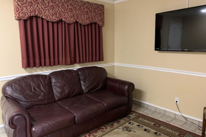 Room 90 of 165
